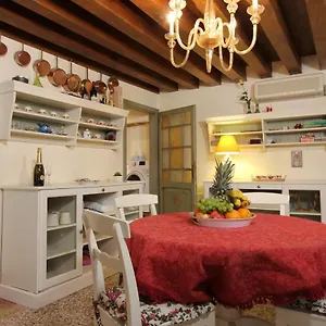 Rialto Apartment