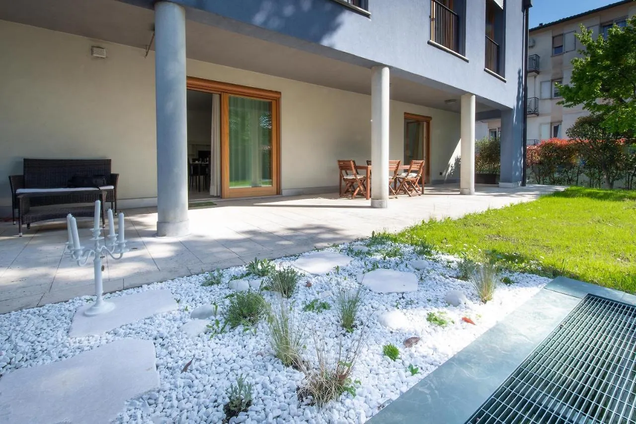 Maison Grace, Appartamento Con Ampio Portico Treviso 0*,  Italy